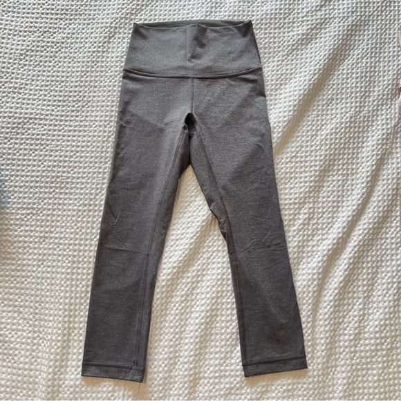 lululemon wunder under crop high rise luxtreme 21” - Picture 3 of 4